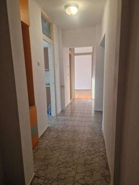 Vanzare apartament 3 camere Petre Ispirescu