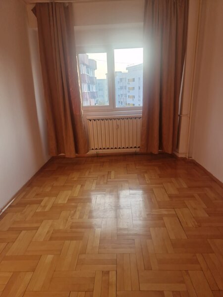 Vanzare apartament 3 camere Petre Ispirescu