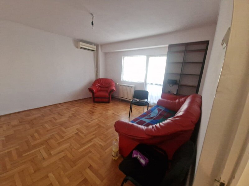 Vanzare apartament 3 camere Petre Ispirescu